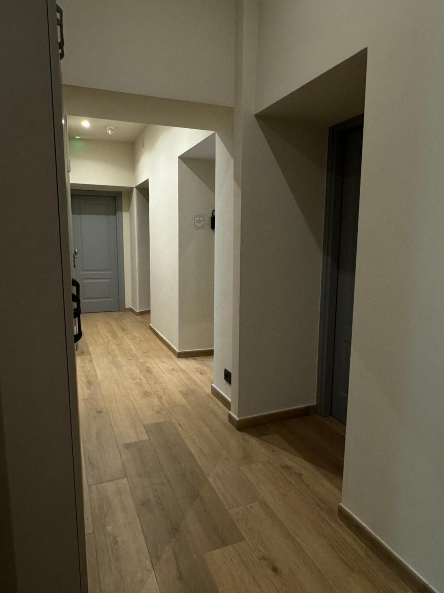 Honeycomb Guesthouse Рим Екстер'єр фото