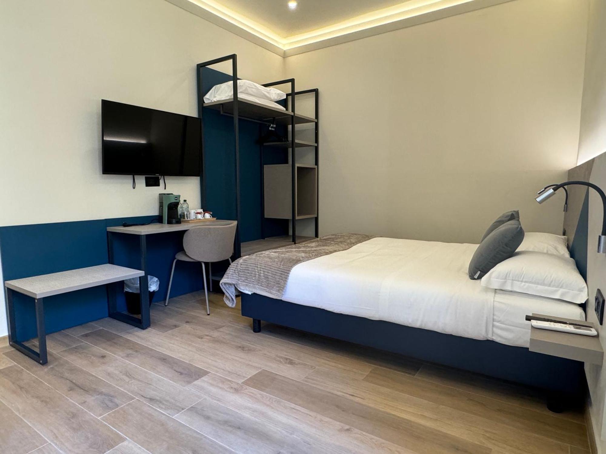 Honeycomb Guesthouse Рим Екстер'єр фото