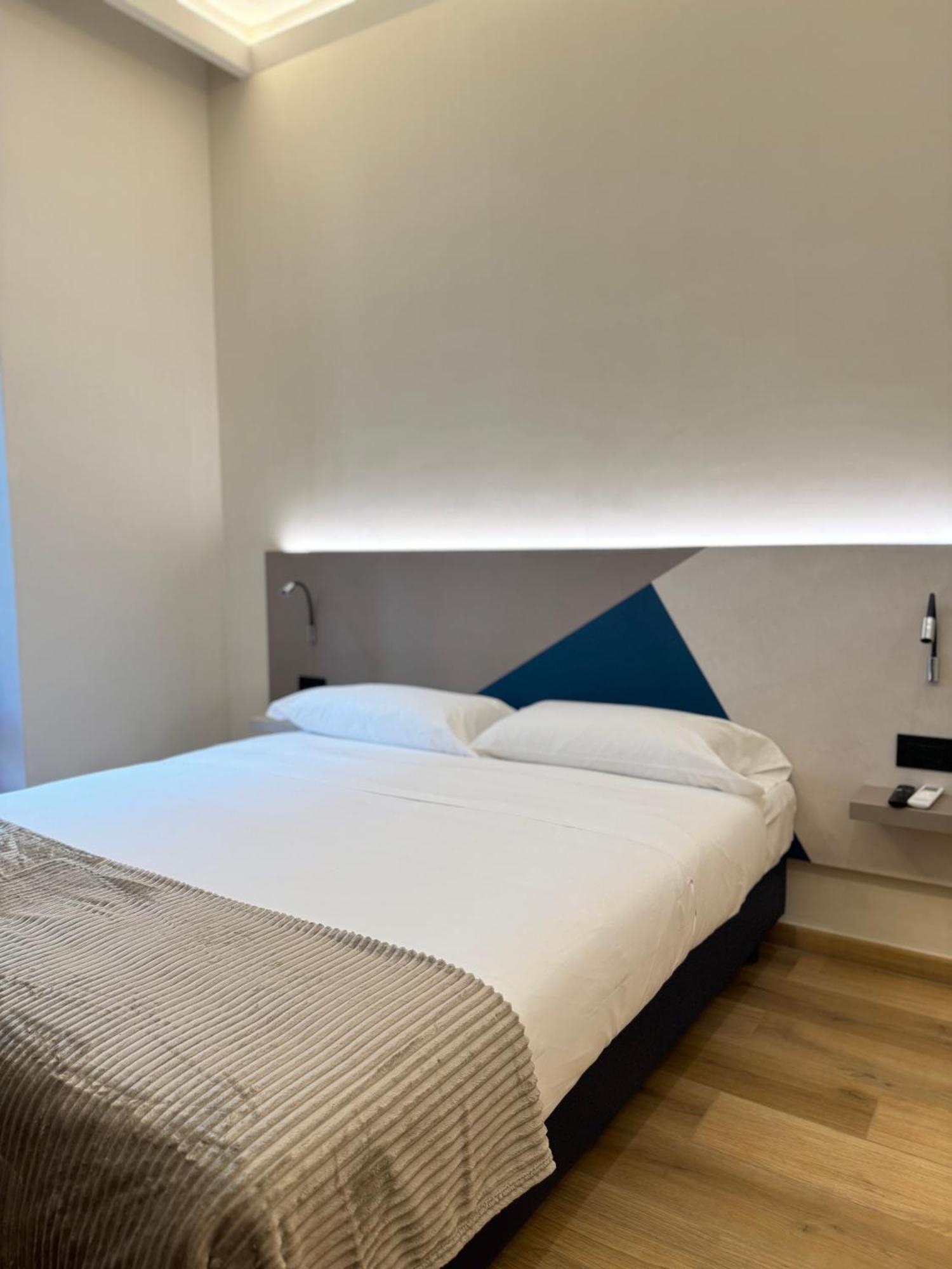Honeycomb Guesthouse Рим Екстер'єр фото