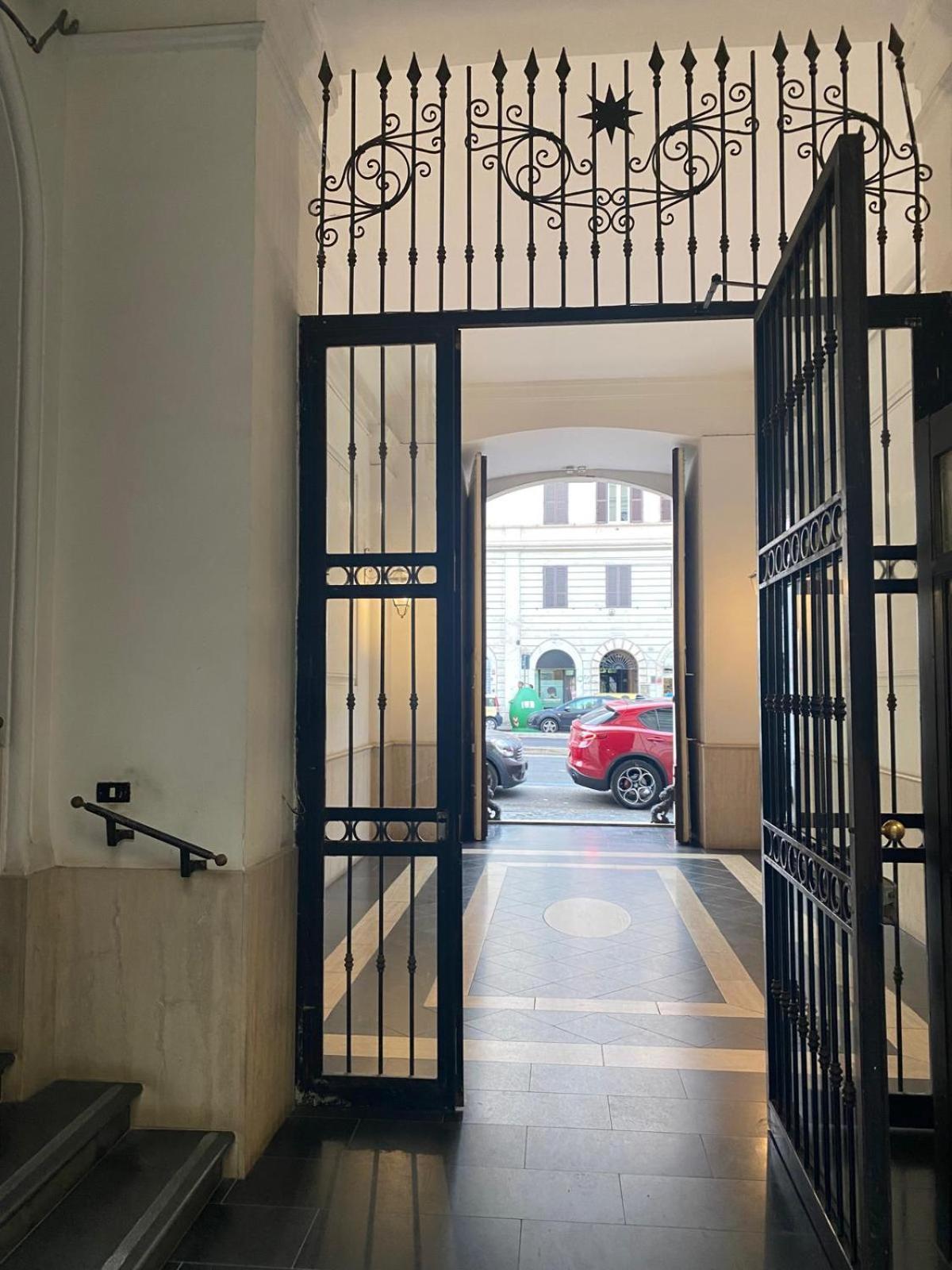 Honeycomb Guesthouse Рим Екстер'єр фото
