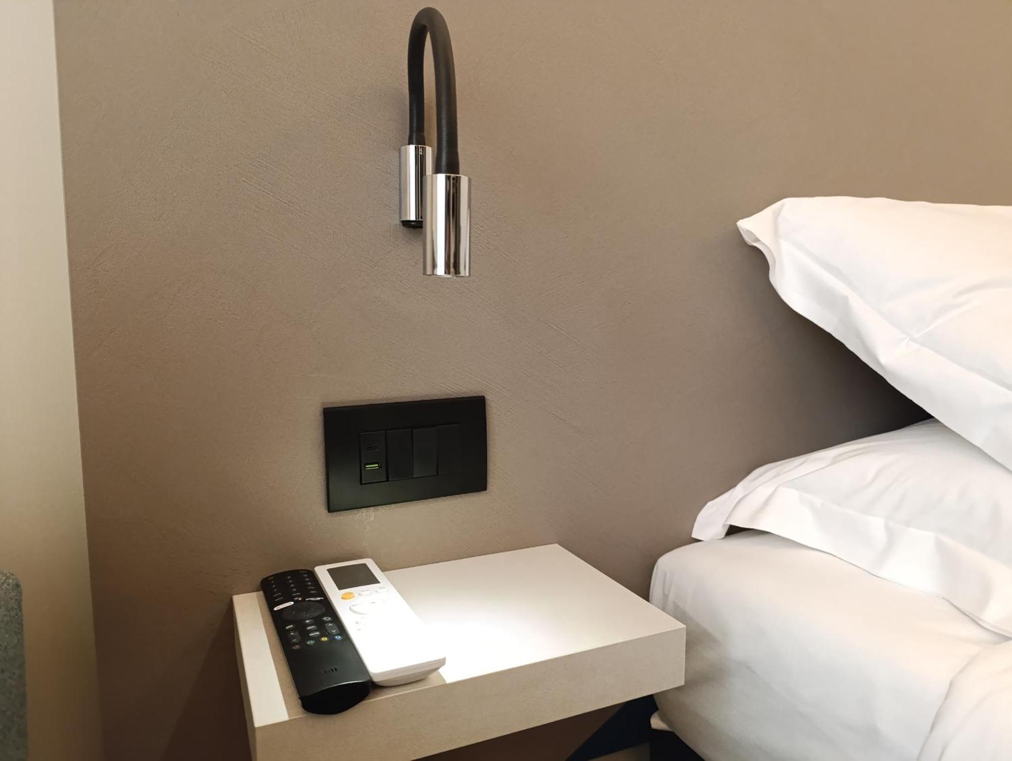 Honeycomb Guesthouse Рим Екстер'єр фото