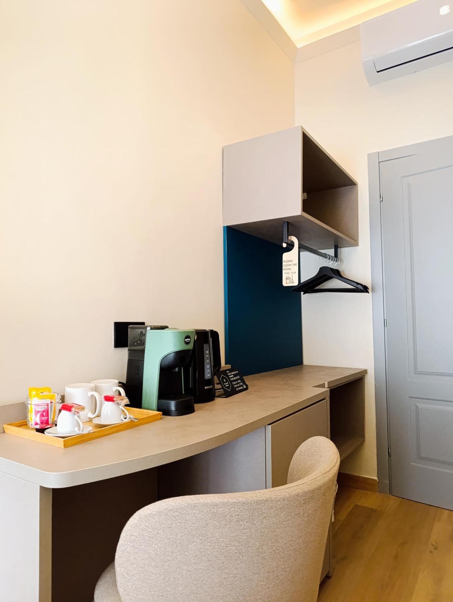 Honeycomb Guesthouse Рим Екстер'єр фото